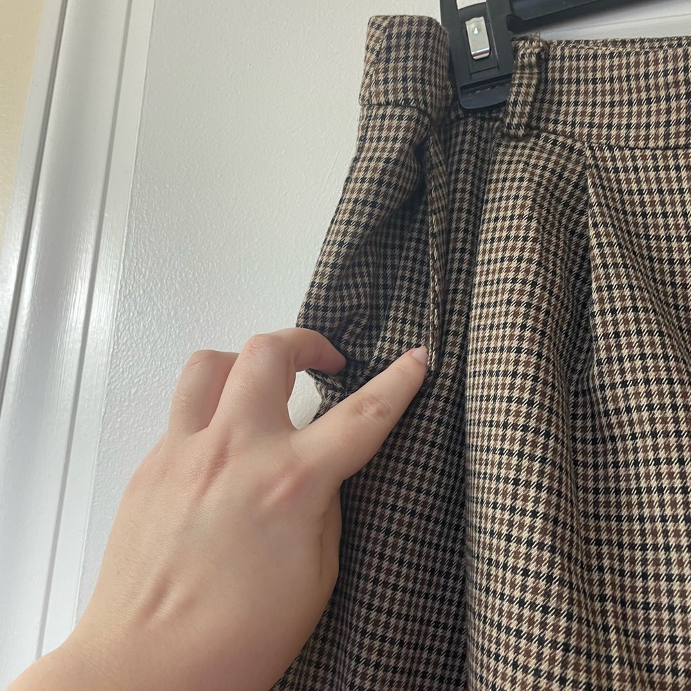 High waisted button Pants - Picture 5 of 6